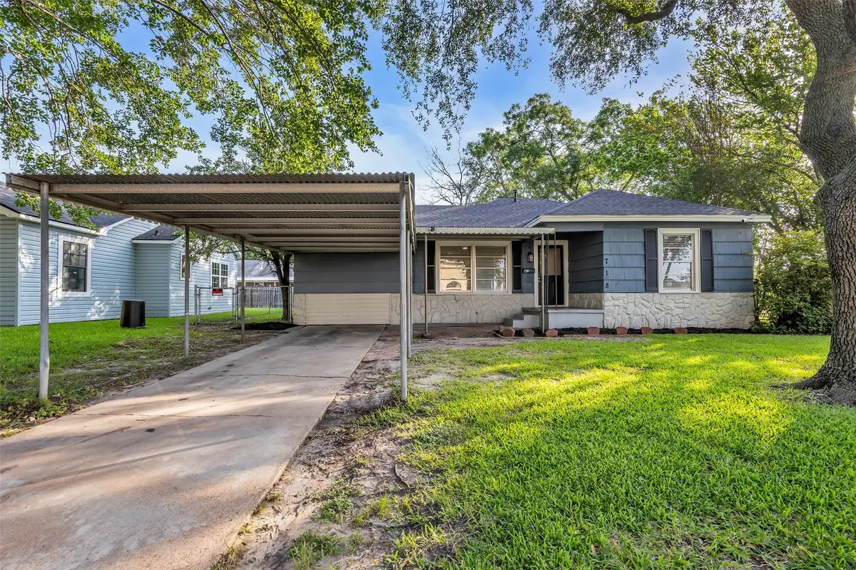 718 E Republic Avenue #1, Baytown, TX 77520 - #1