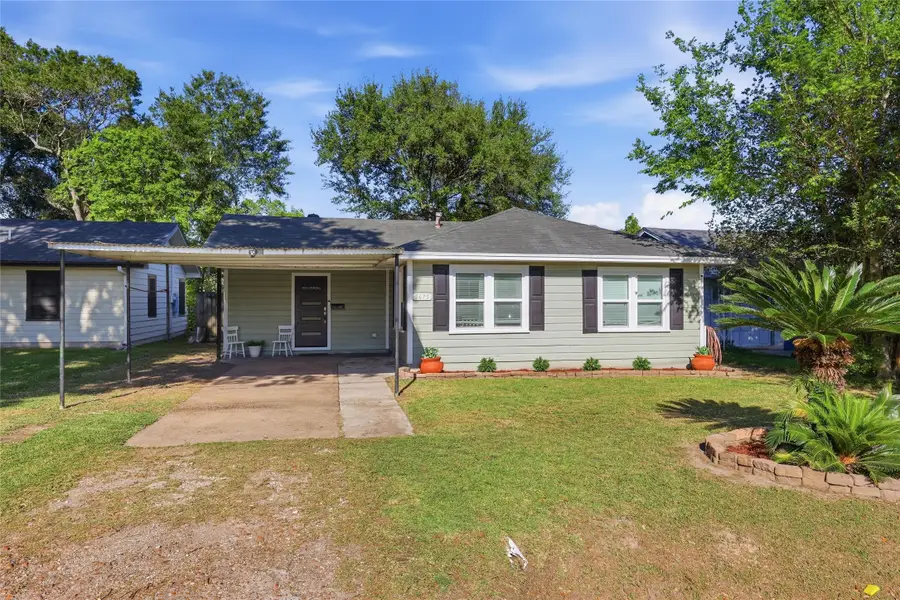 5675 Kenneth Avenue, Beaumont, TX 77705 - #3