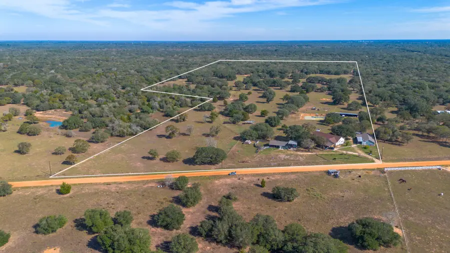 1009 Private Road 1024, Hallettsville, TX 77964 - #2
