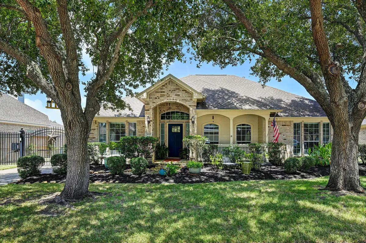 933 Mystic Village Lane, Seabrook, TX 77586 - #1