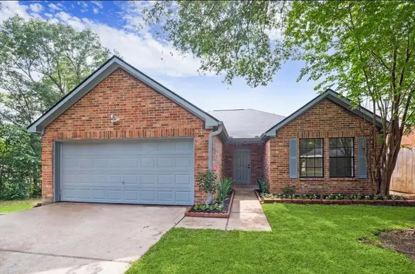 3812 Maple Drive, Conroe, TX 77302