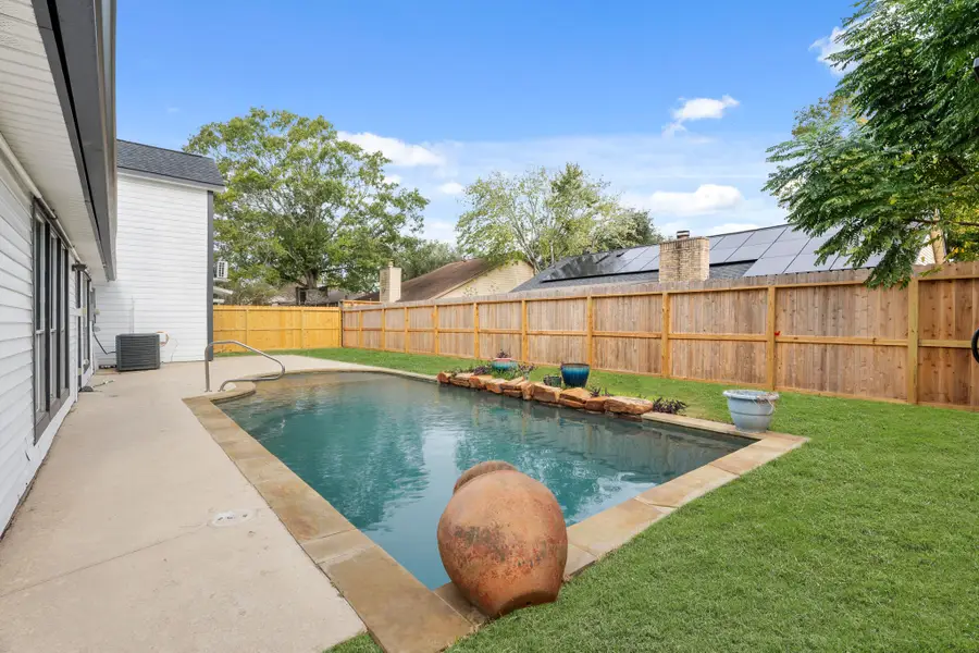 2419 Parkview Drive, Pearland, TX 77581 - Image #2