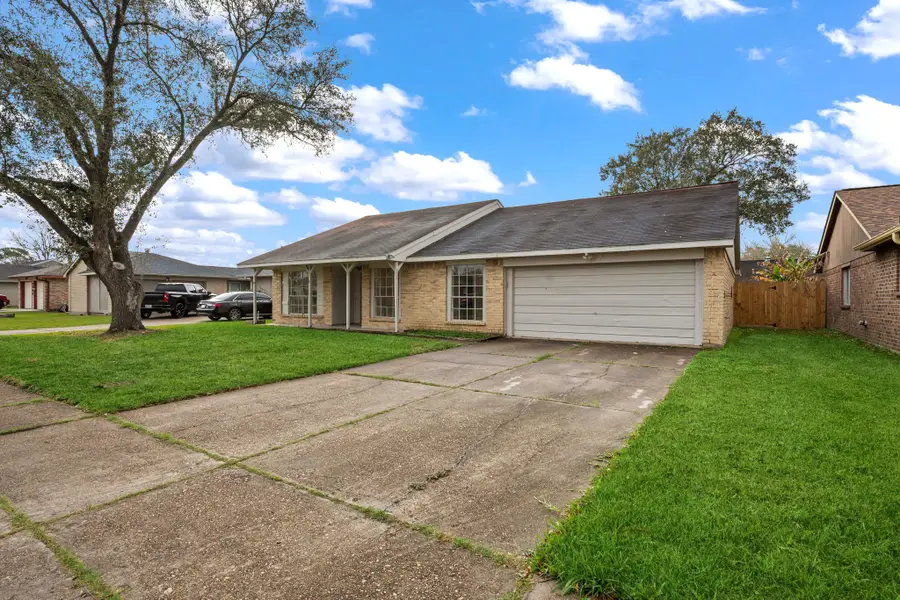 4134 Arapajo Street, Baytown, TX 77521 - Image #2