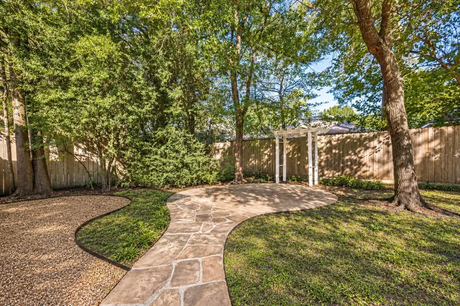 26 Heron Hollow Court, The Woodlands, TX 77382 - #3