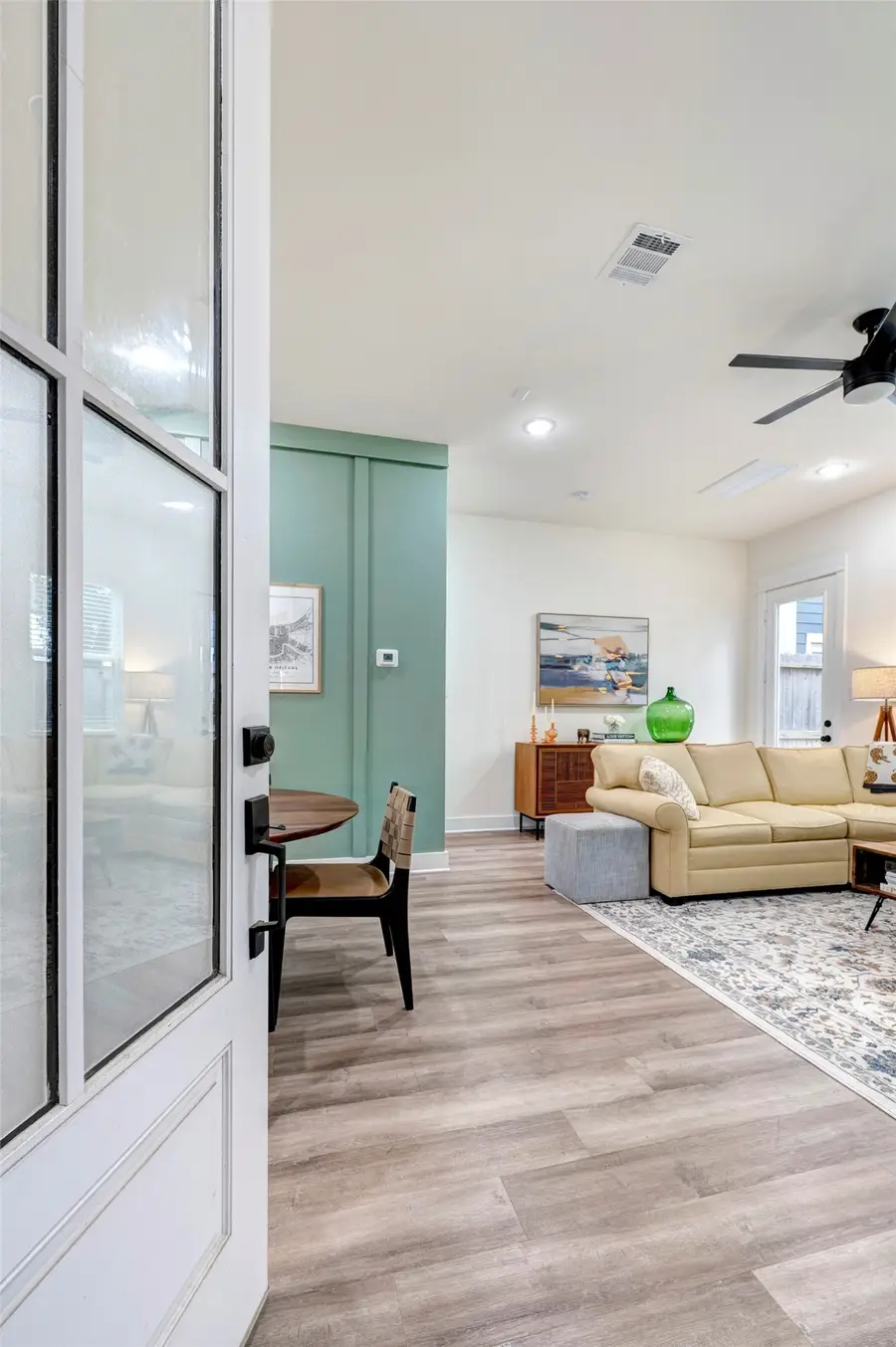 803 Martin Street #C, Houston, TX 77018 - Image #2