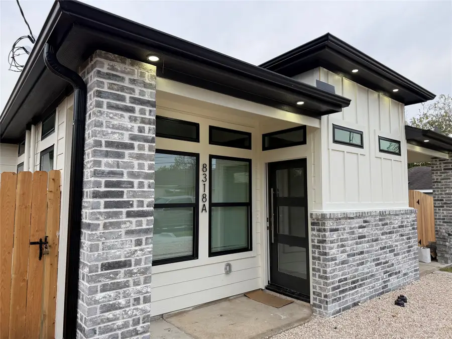 8318 Brandon Street, Houston, TX 77051 - Image #2