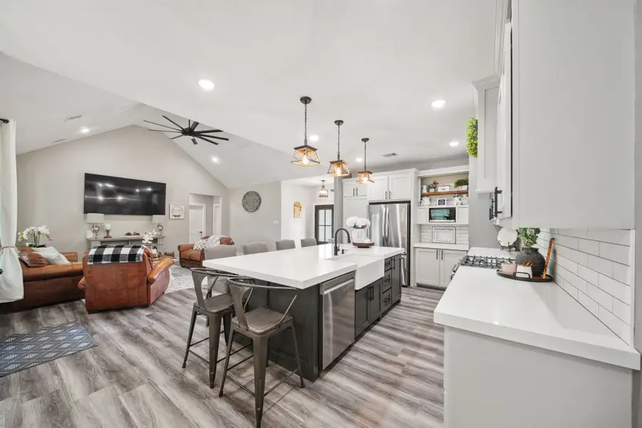 7332 Kurt Drive, Brenham, TX 77833 - #3
