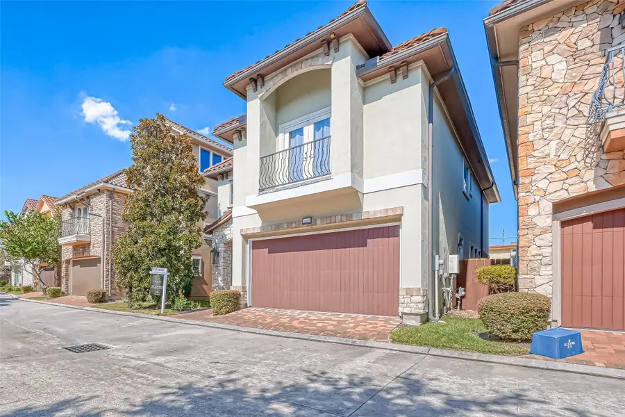 7619 Pine Ridge Terrace Road, Houston, TX 77081 - Image #2