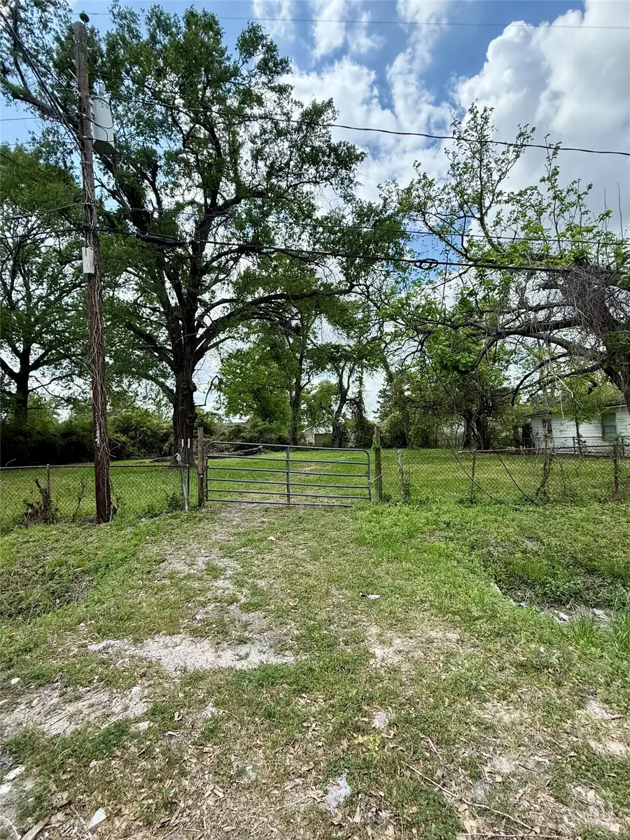 9309 Grady Street, Houston, TX 77016 - #2