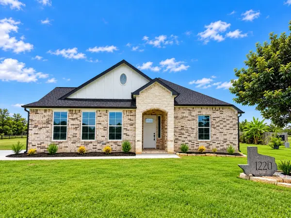 1220 Appaloosa Circle, Angleton, TX 77515