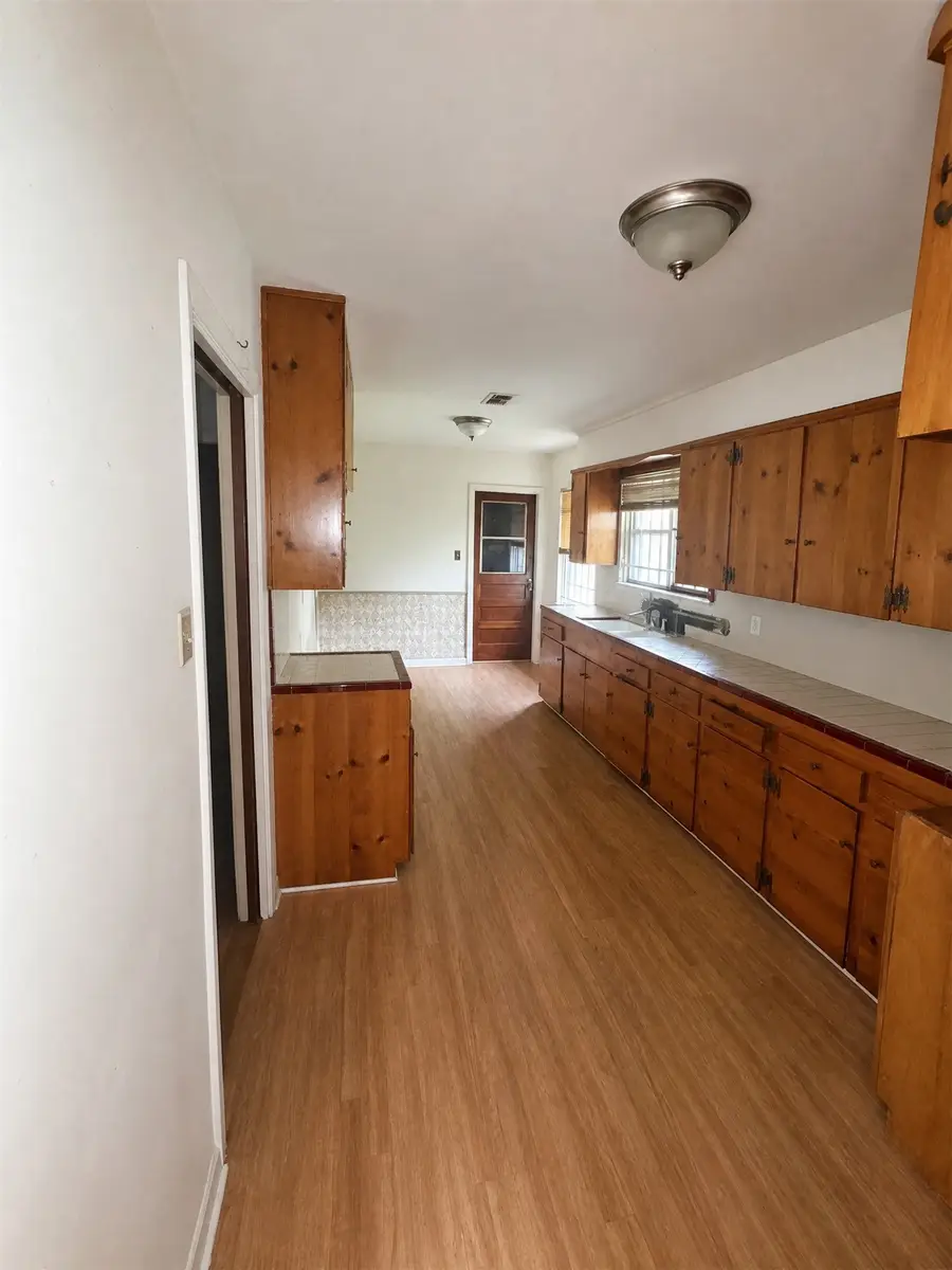 615 Glenburnie Drive, Houston, TX 77022 - #2