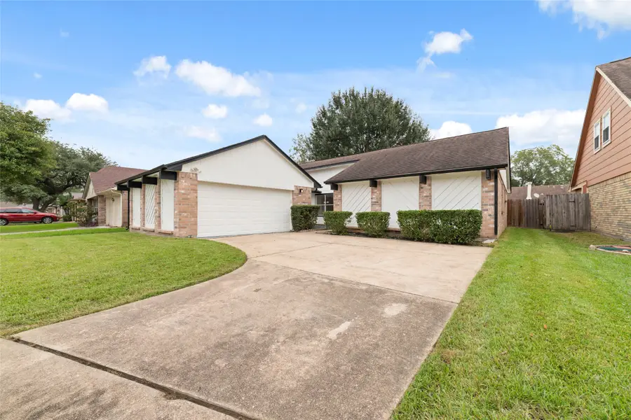 2106 Endicott Lane, Sugar Land, TX 77478 - #3
