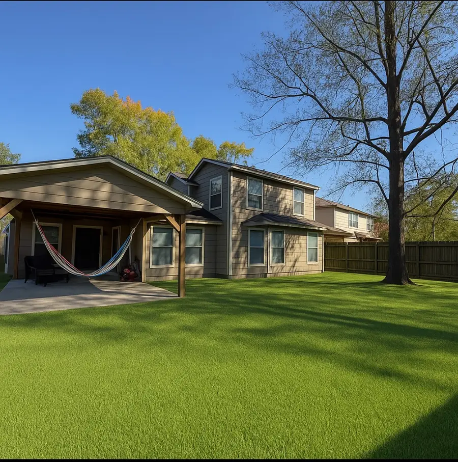 3230 Glade Springs Drive, Houston, TX 77339 - Image #2