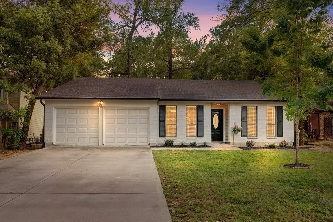 55 Dew Fall Court, The Woodlands, TX 77380 - #1