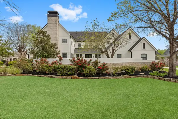 34 Eastwood Drive, Montgomery, TX 77356