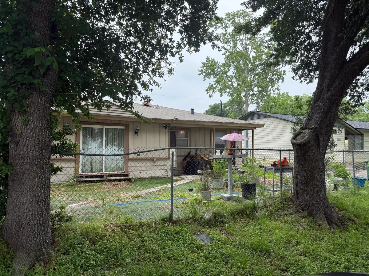 11811 Almeda Genoa Road, Houston, TX 77034 - #1