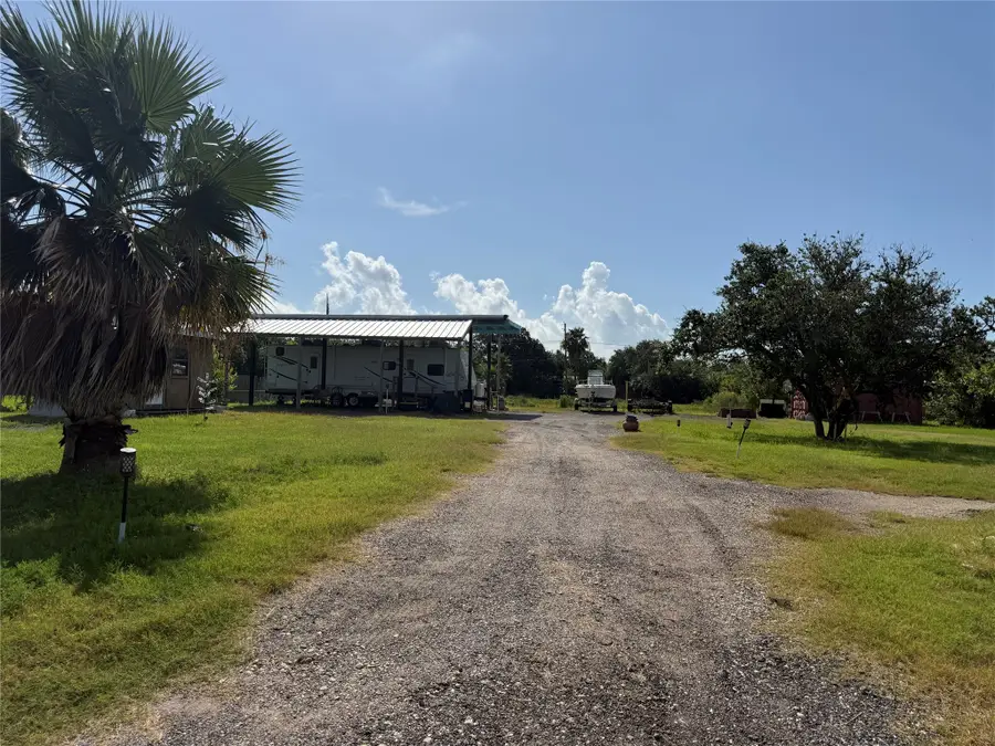 1021 17th Street, San Leon, TX 77539 - #3
