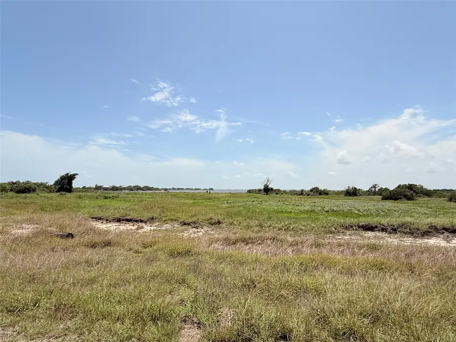 71 Fivemile Trail, Palacios, TX 77465 - #2