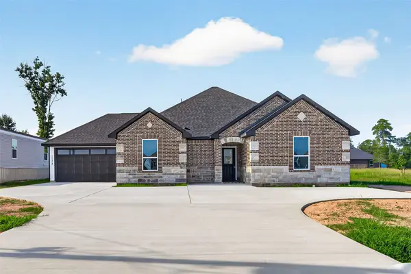 1022 Exotic Pine Drive, Huffman, TX 77336