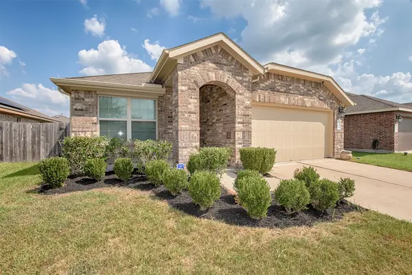 8215 Oakleaf Meadow Court, Rosharon, TX 77583