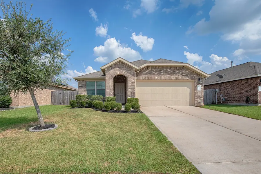 8215 Oakleaf Meadow Court, Rosharon, TX 77583 - #2