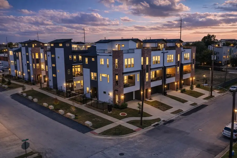 3008 Lamar Street, Houston, TX 77003 - #2