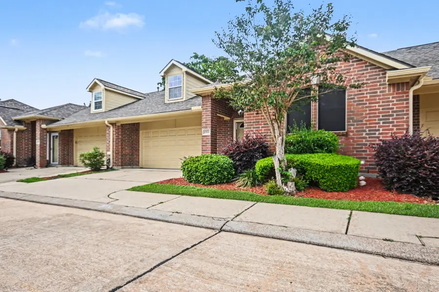 1531 Village Townhome Drive, Pasadena, TX 77504 - #3