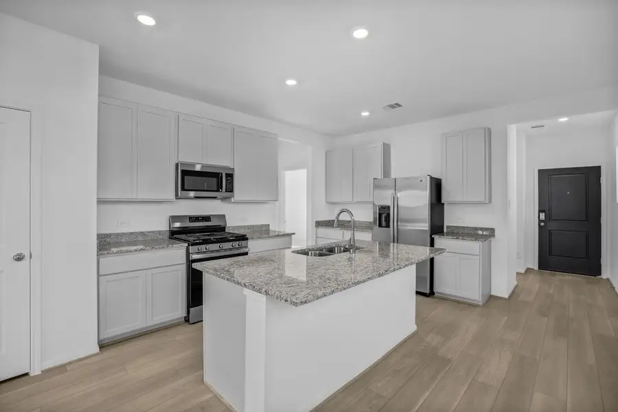 8086 Magnolia Prairie Lane, Cypress, TX 77433 - Image #2