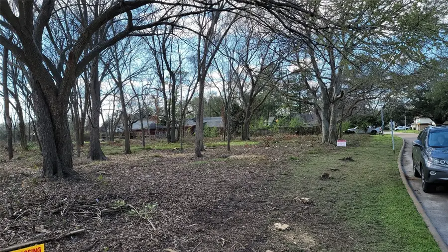 7051 Majestic Oaks Drive, Houston, TX 77088 - #2