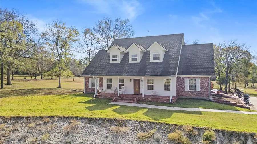162 Acorn Hill Drive, Huntsville, TX 77320 - Image #2
