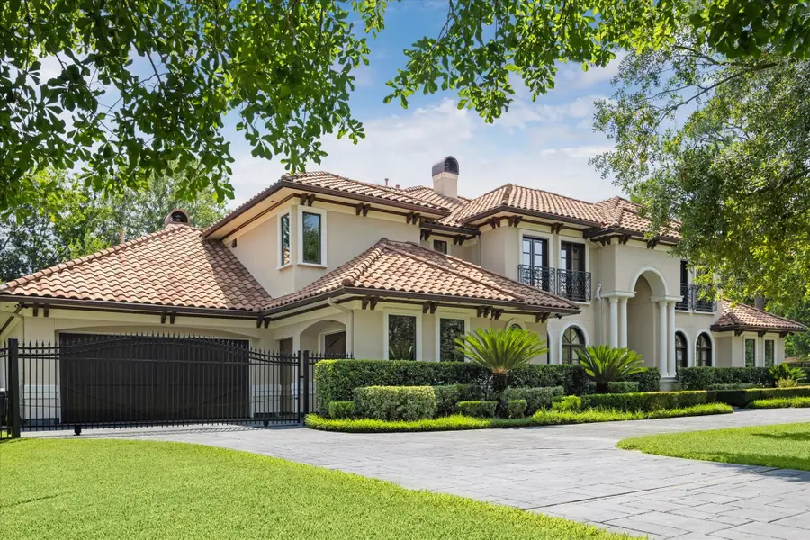 570 Lanecrest Lane, Houston, TX 77024 - Image #2