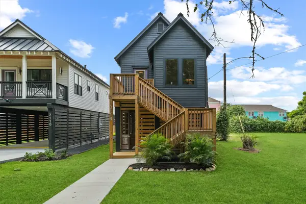 3114 Avenue M, Galveston, TX 77550