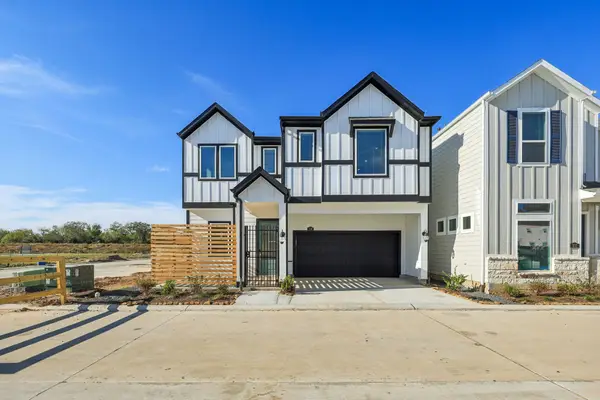 719 Topwater, Kemah, TX 77565