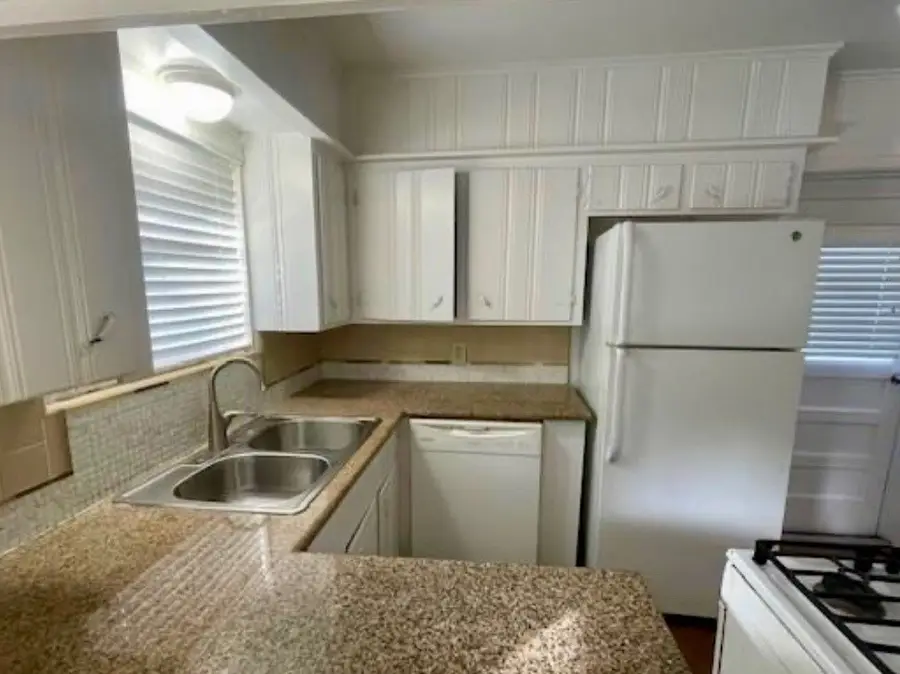 6417 Edgemoor Drive, Houston, TX 77074 - #3