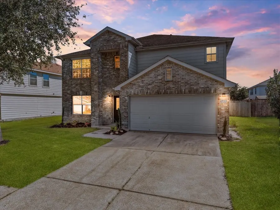 4722 Mill Creek Drive, Baytown, TX 77521 - #2