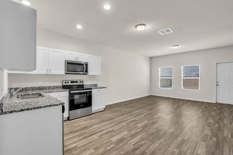 2511 17th Street, Hempstead, TX 77445 - #2