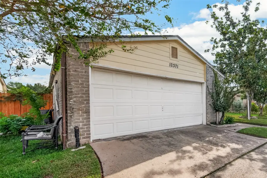 12371 Wellington Park Drive, Houston, TX 77072 - #2