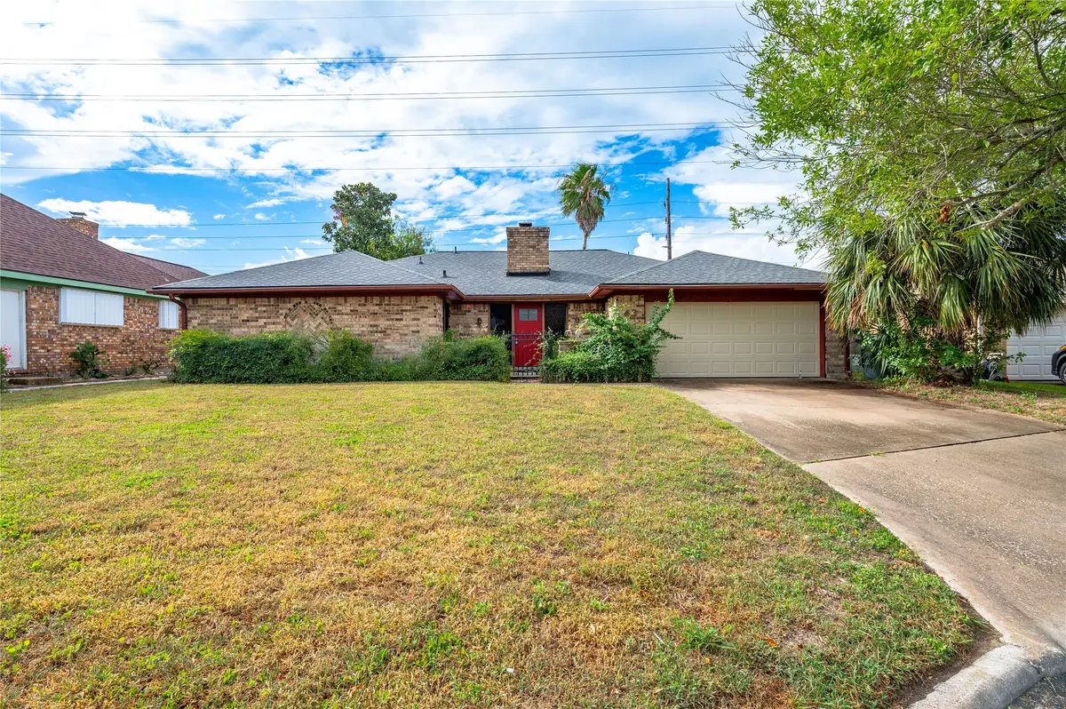 43 Quintana Drive, Galveston, TX 77554 - #1