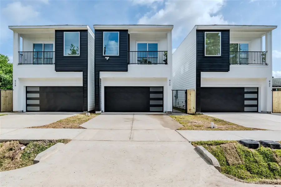 1911 Dewalt Street, Houston, TX 77091 - Image #2