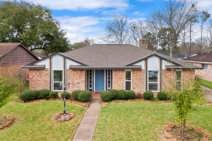 5206 Abercreek Avenue, Friendswood, TX 77546 - #2