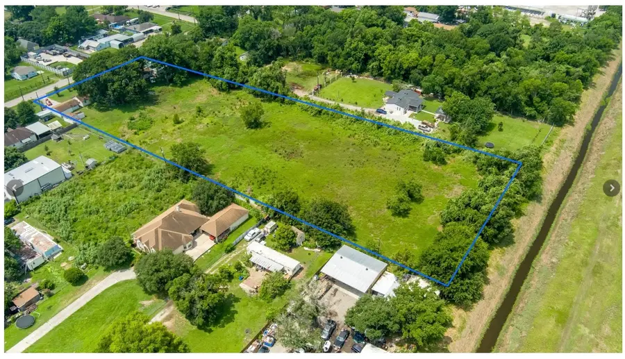3240 Brownie Campbell Road, Houston, TX 77086 - #3