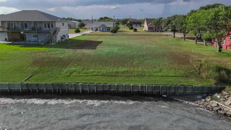 1664 W Bayshore Drive, Palacios, TX 77465 - #2