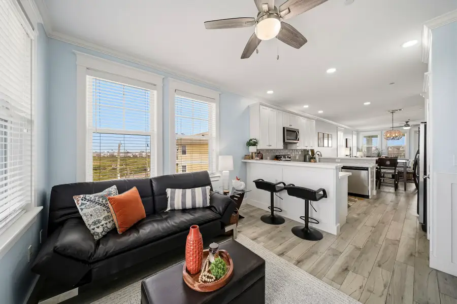 4121 Pointe West Drive #301, Galveston, TX 77554 - #3