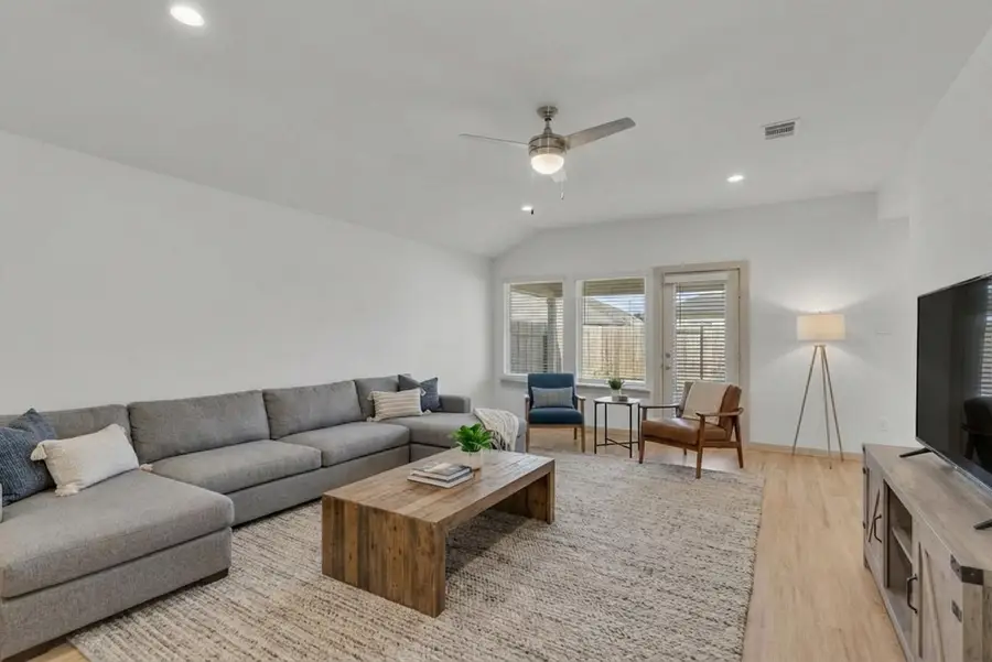 12709 Sainsbury Drive, Houston, TX 77047 - Image #3