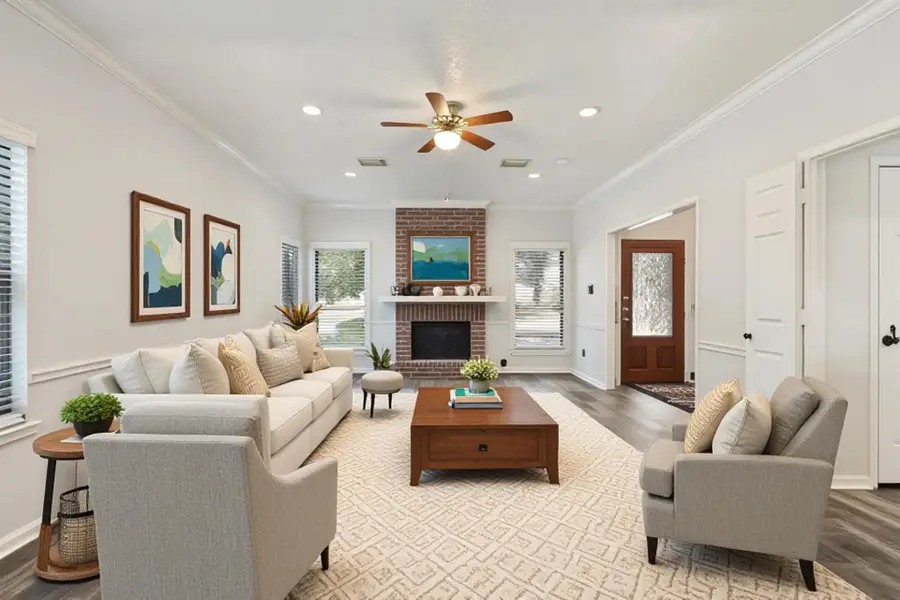523 Aberdeen Way, Highlands, TX 77562 - #3