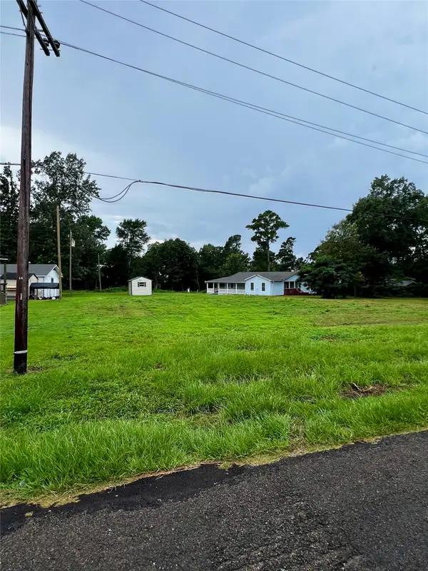 673 Indian Hill Boulevard, Livingston, TX 77351