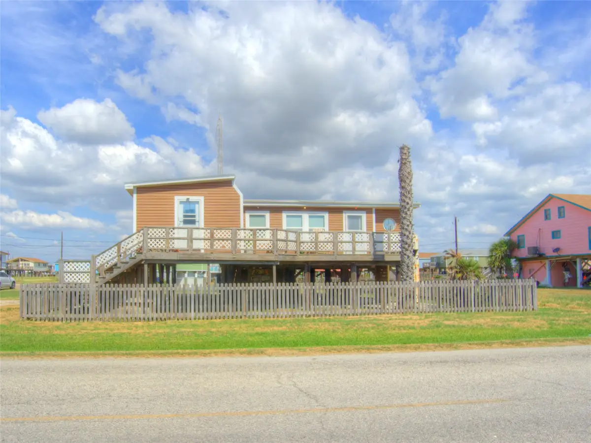 818 Fort Velasco Drive, Surfside Beach, TX 77541 - Image #1