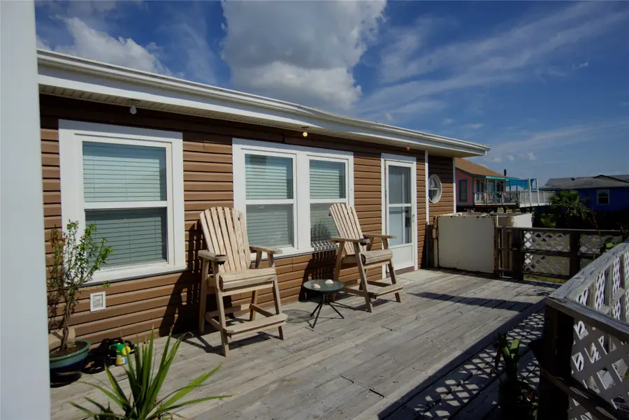 818 Fort Velasco Drive, Surfside Beach, TX 77541 - Image #2