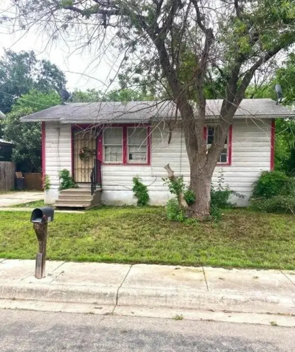 3010 Neptune Street, San Antonio, TX 78226