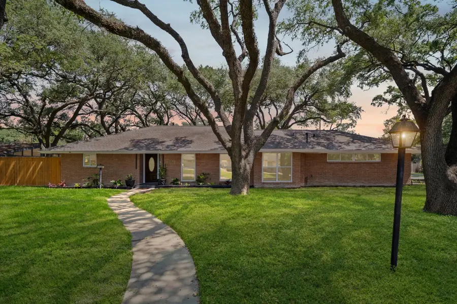 7702 Nairn Street, Houston, TX 77074 - #2